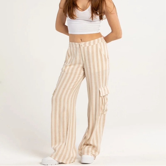 Tilly’s RSQ striped linen pant - Picture 2 of 5